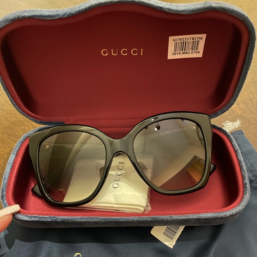 Gucci sunglasses